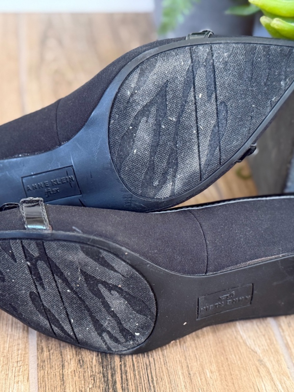 Anne Klein Black Pointed Toe Flats with Buckle Accent - Picture 7 of 8